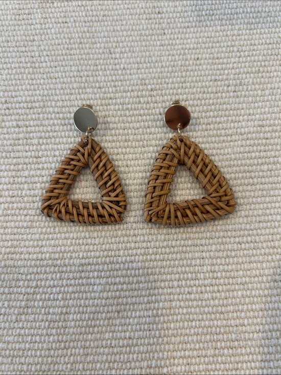 Jewelry - Woven Triangle Drop Earrings - Tan